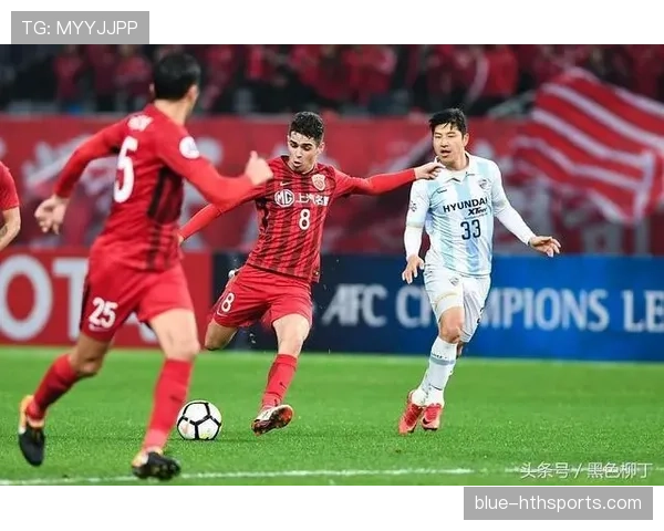 胡尔克向中路靠拢如何提升撕开防线与创造射门机会的能力
